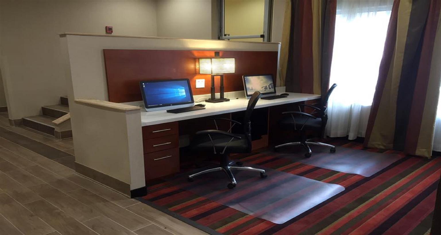 Quality Inn & Suites Morgantown - University Area Luaran gambar