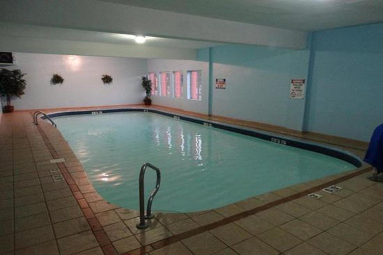 Quality Inn & Suites Morgantown - University Area Luaran gambar