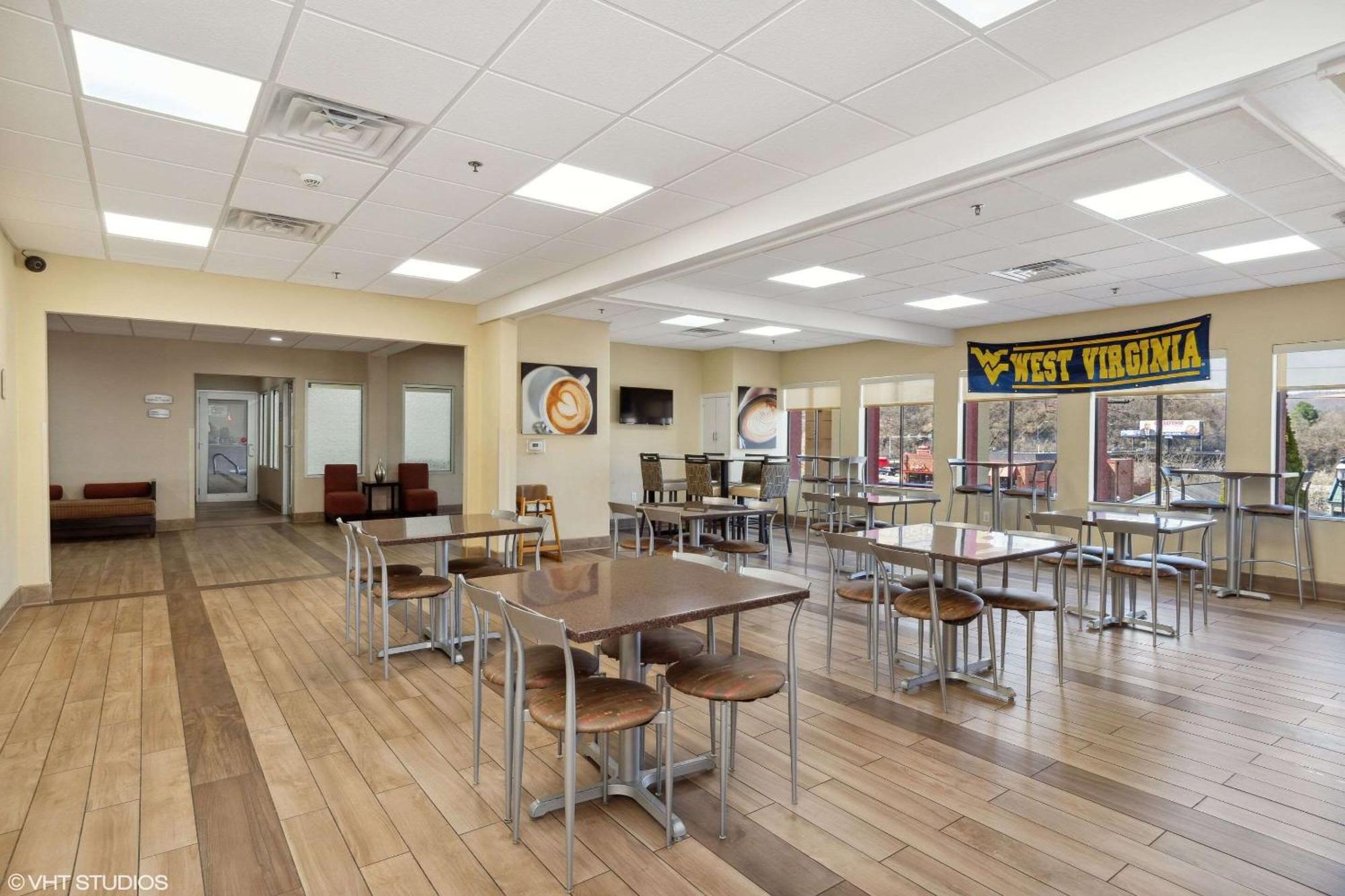 Quality Inn & Suites Morgantown - University Area Luaran gambar